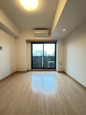 ルーブル大鳥居弐番館の居間・リビング