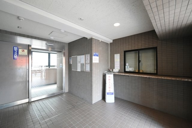 ロイヤルパレス高円寺のエントランス|清潔なエントランスです
