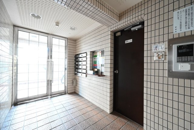 スターハイツ東高円寺のエントランス|清潔なエントランスです