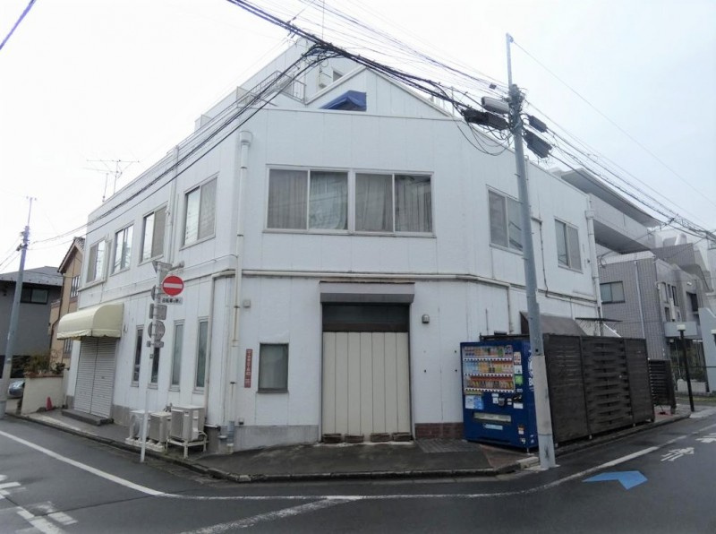 ホワイトレジデンスの外観|きれいな外観です