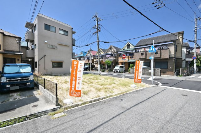 SPITI稲葉荘4丁目条件付き売土地の外観|小学校やスーパーなど生活施設が徒歩10分圏内。子育て世帯にも暮らしやすい住環境で、新しい暮らしをイメージしていただけます。