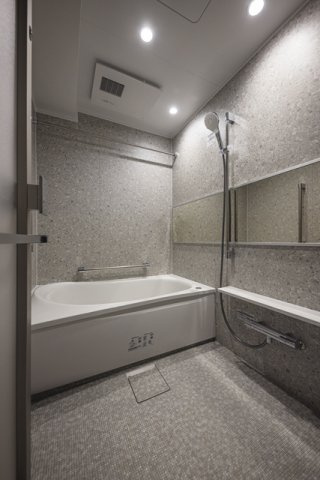 レジデンス渋谷富ヶ谷の浴室|※写真は同タイプ住戸です。