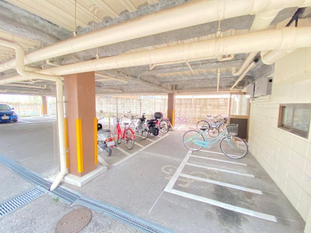 【駐車場】 | リベラルコート