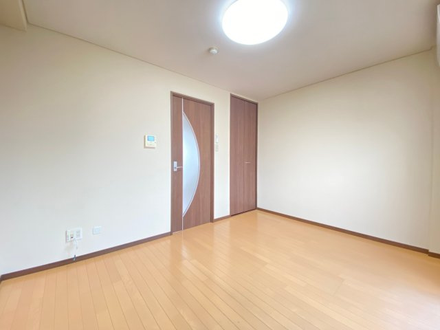 【寝室】 | リベラルコート