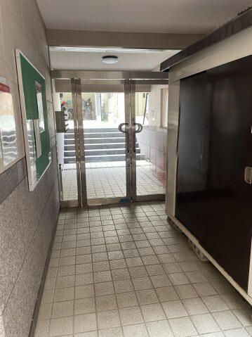 スカイコート品川第５のエントランス