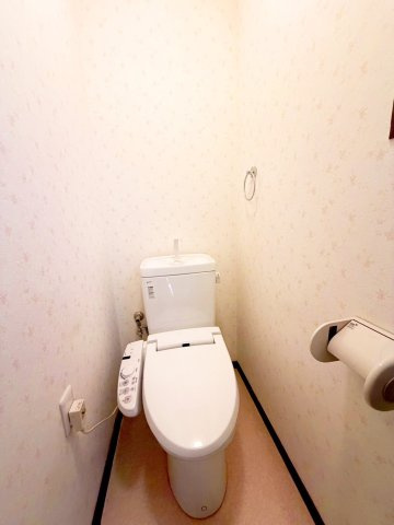 六甲台町 中古戸建のトイレ