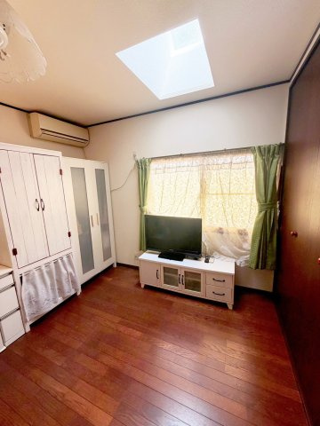 六甲台町 中古戸建の洋室