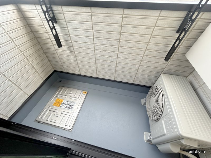 ヴェルメゾン三津屋中　仲介手数料無料のバルコニー