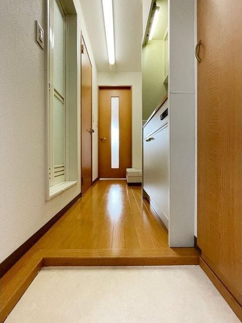 ガレリアの玄関