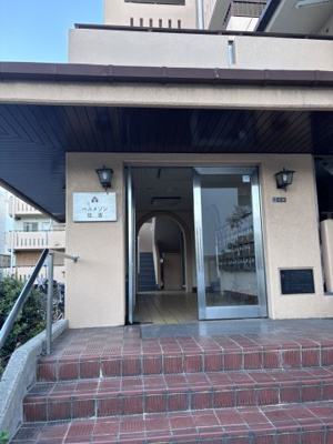 【エントランス】 | ベルメゾン住吉 | マンションの入り口です。