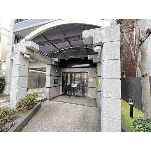 アンピール六本松　草ヶ江小学校区のエントランス|アンピール六本松