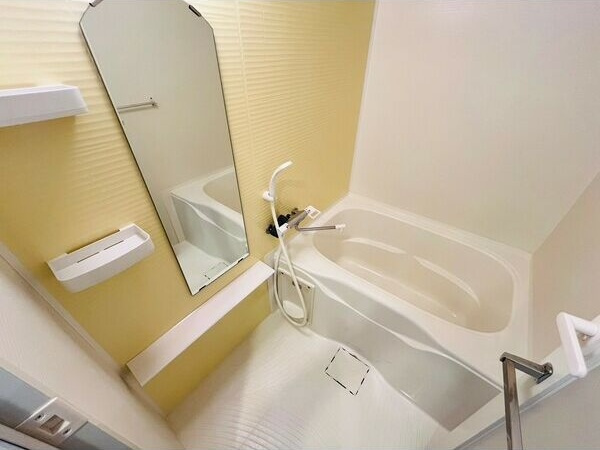 アールズコート新瑞橋駅前の浴室