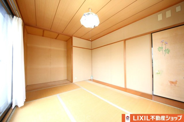 久喜市青葉5丁目中古戸建の和室|2階和室（2）