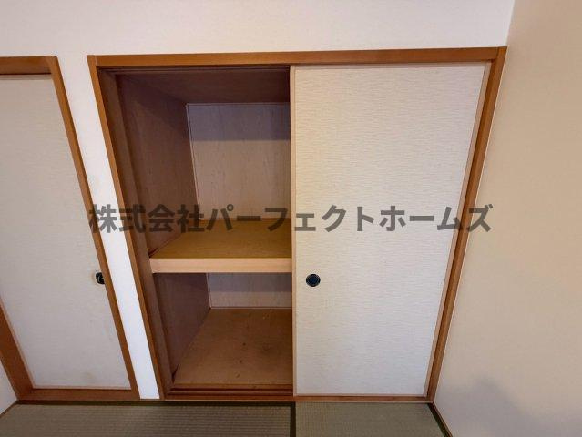 津田山手2丁目戸建　賃貸の収納|大きなものも収納できそうです