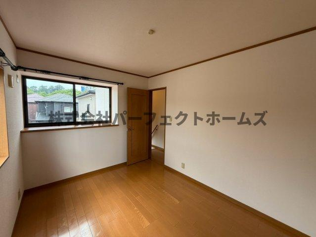 津田山手2丁目戸建　賃貸の洋室|きれいな洋室です