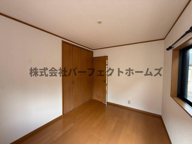 津田山手2丁目戸建　賃貸の洋室|使い勝手のいい洋室です