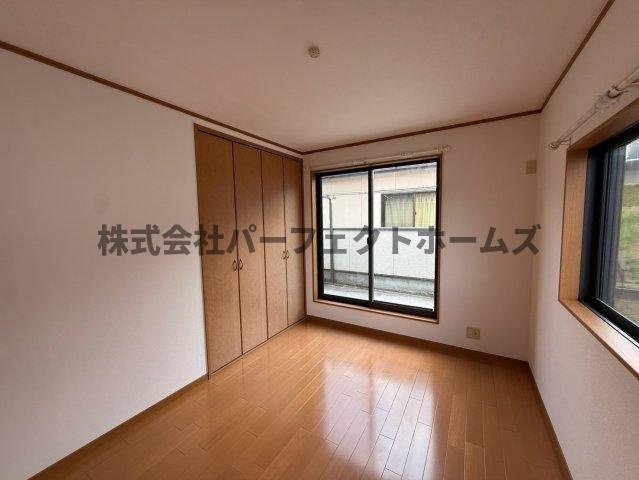 津田山手2丁目戸建　賃貸の洋室|使い勝手のいい洋室です