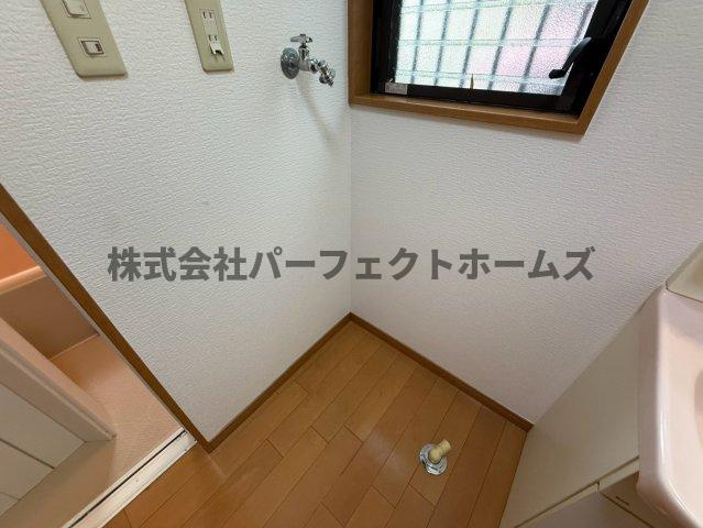 津田山手2丁目戸建　賃貸の設備|洗濯機置場です