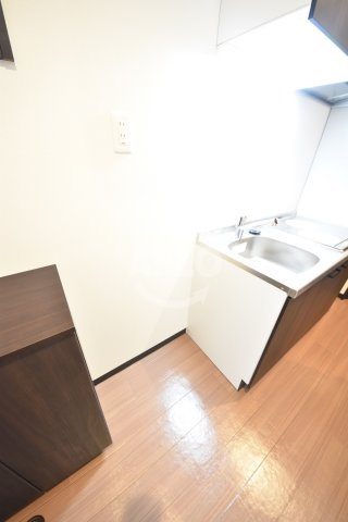みおつくし堂島Ⅱのキッチン|みおつくし堂島Ⅱ　冷蔵庫スペース