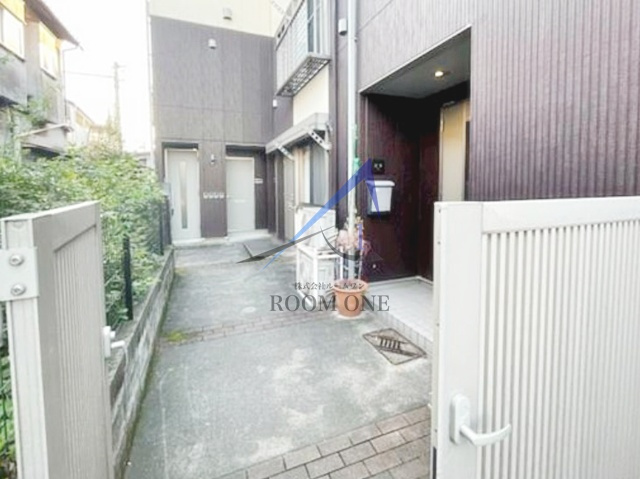 ウィステラス渋谷本町のエントランス|エントランスです。