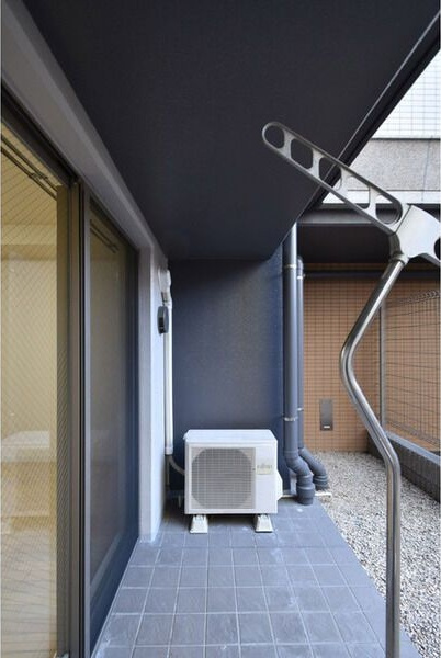 LaSante東別院のバルコニー