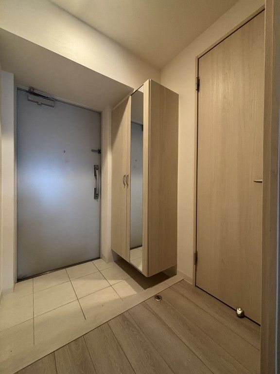 ブリリアント トゥデイの玄関