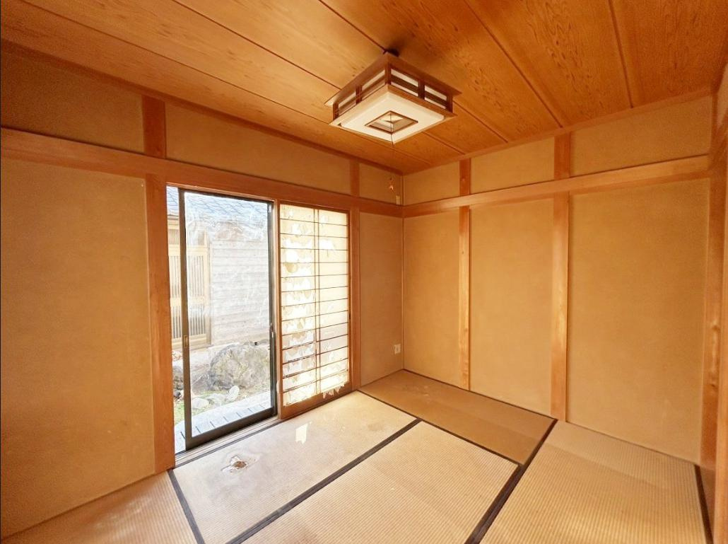 ひたちなか市大字中根　中古戸建の和室