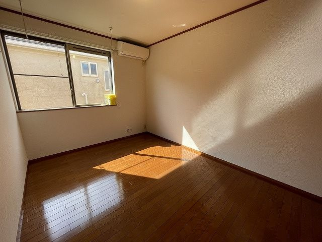 メゾン山口の居間・リビング