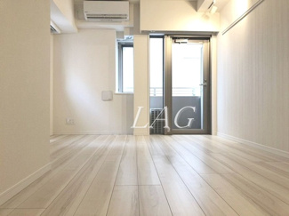 【居間・リビング】 | クレイシア神田淡路町 | 洋室のお部屋です。