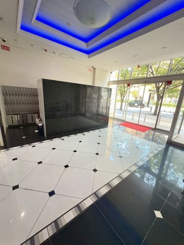 福岡市博多区神屋町の賃貸マンションのエントランス