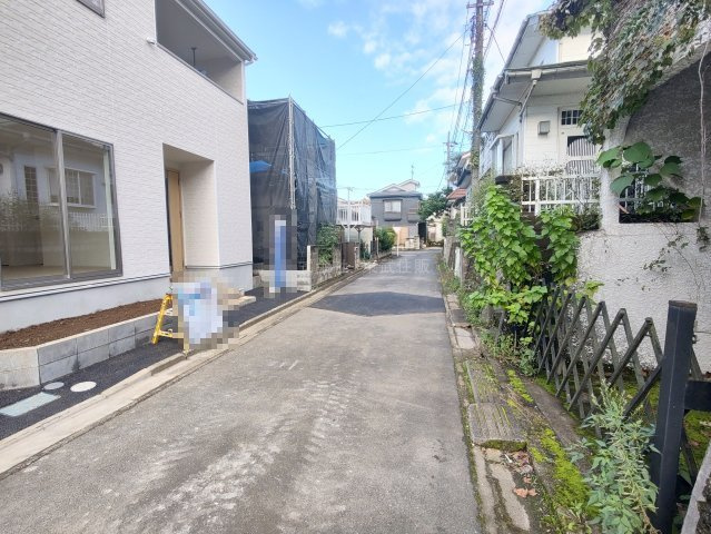 【前面道路含む現地写真】の画像