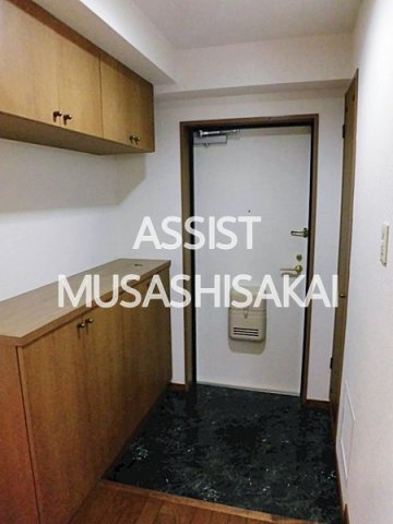 ヴェール・カルチェの玄関