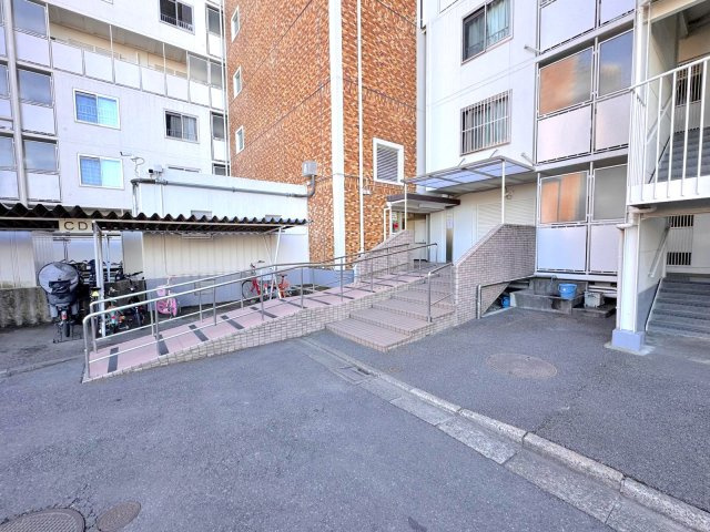 浦和白幡東高層住宅１号棟|エントランス入り口