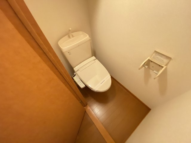 【トイレ】