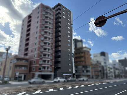 パークナード本川町の外観