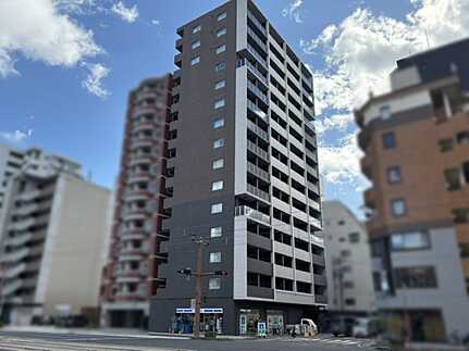 パークナード本川町の外観