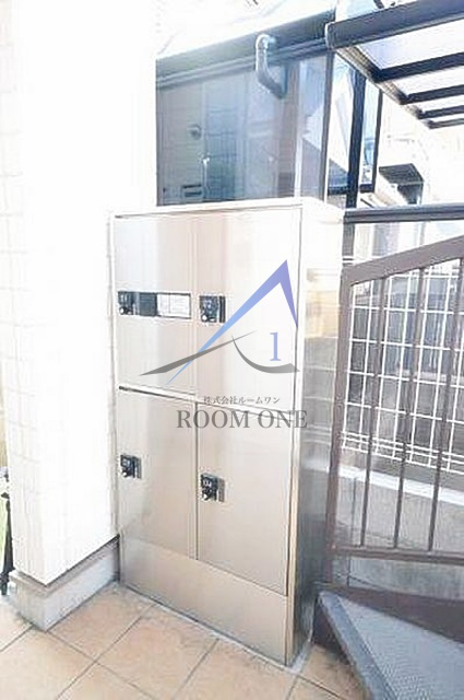 AZEST-RENT羽田Ⅸのその他共用部分|宅配ボックスです。