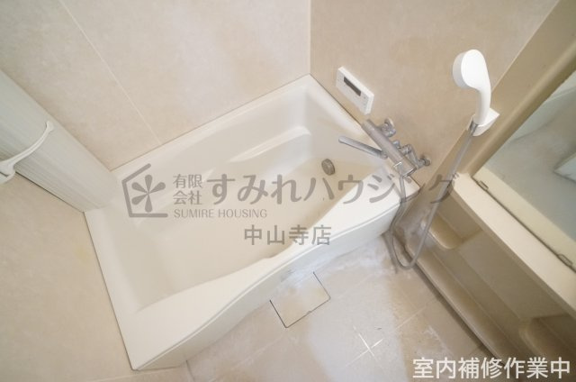 グランドール宝塚の浴室
