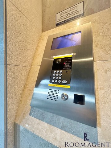 セイワパレス丸の内駅前プレミアのエントランス