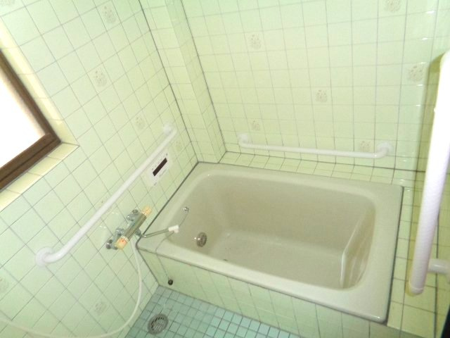 本庄町1丁目　の浴室|浴室乾燥機付で心地よいバスタイムを実現