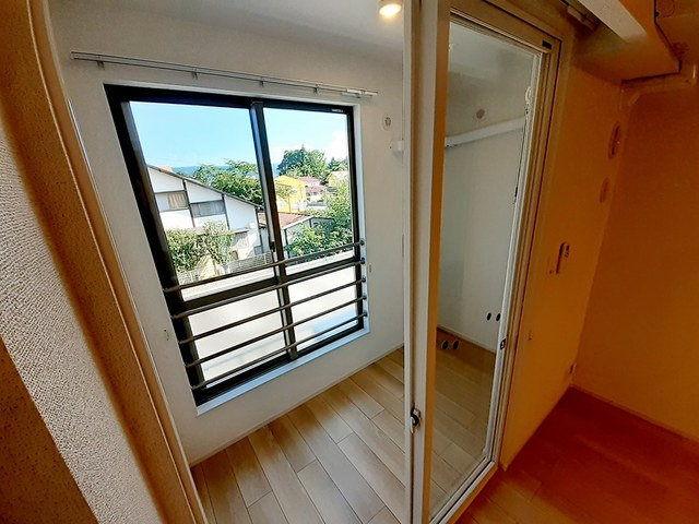 【バルコニー】 | ヴィラ・ブライト西軽井澤Ⅱ | サンルーム