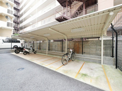 【その他共用部分】 | ララプレイス新大阪LD | 駐輪場です