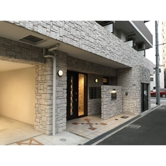 【エントランス】 | グレイスレジデンス大阪West | ゆとりのあるエントランスです