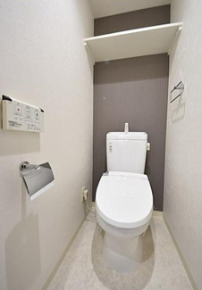【トイレ】 | レグゼスタ弁天町 | 落ち着いた空間のトイレです