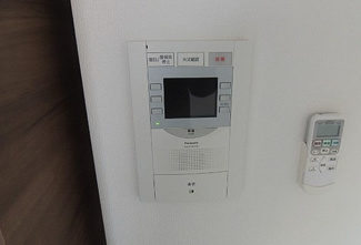 【セキュリティ】 | グランカリテ塚本 | モニター付きインターホンです