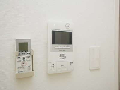 【セキュリティ】 | クレビオス南堀江 | モニター付きインターホンです