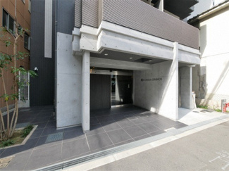 【エントランス】 | アール大阪グランデ | 落ち着いたエントランスです