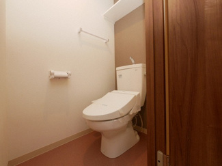 【トイレ】 | アール大阪グランデ | 清潔感のあるトイレです