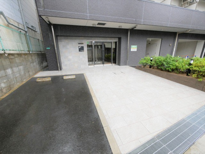 【エントランス】 | グランデュール大今里西 | 毎日通るエントランスはこのようになっています