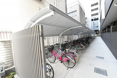 【その他共用部分】 | エグゼ大阪ドーム | 駐輪場です